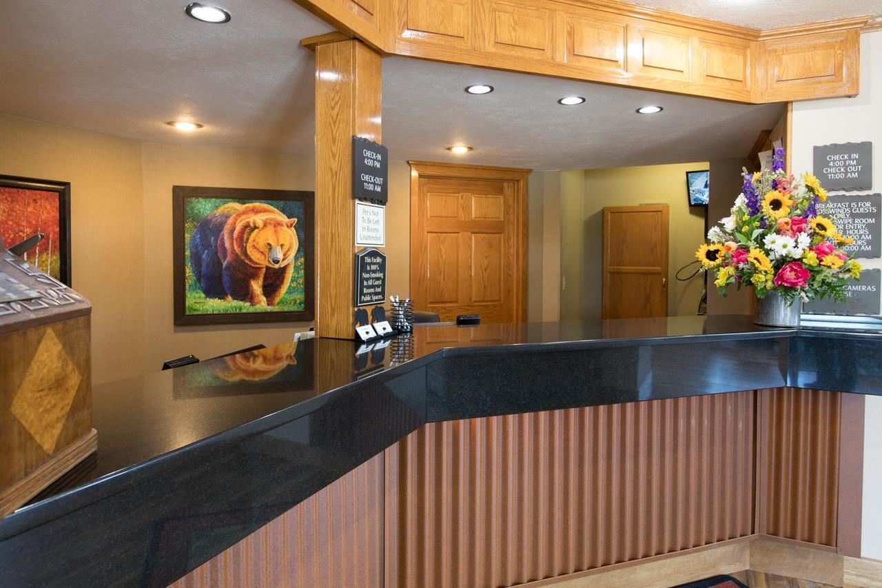 Crosswinds Inn