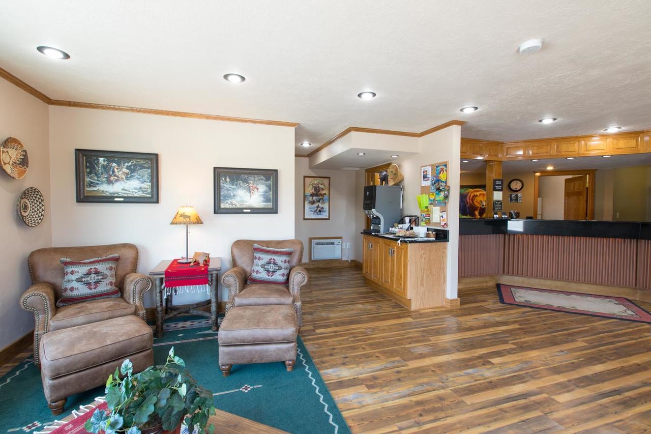 Crosswinds Inn